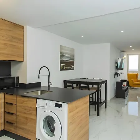 Apartment Sea Breeze *